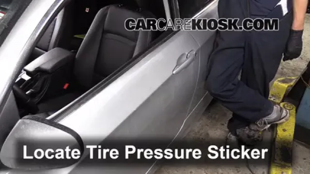 2011 BMW 328i xDrive 3.0L 6 Cyl. Coupe (2 Door) Tires & Wheels Check Tire Pressure